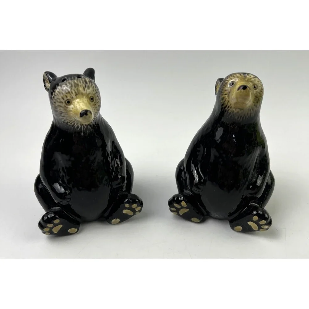 VTG Black Bear Ceramic/Porcelain Salt & Pepper Shakers